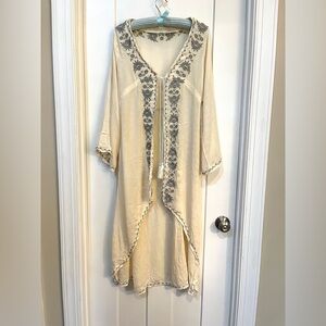 Do Everything in Love Cream with Gray Embroidery Tunic Dress